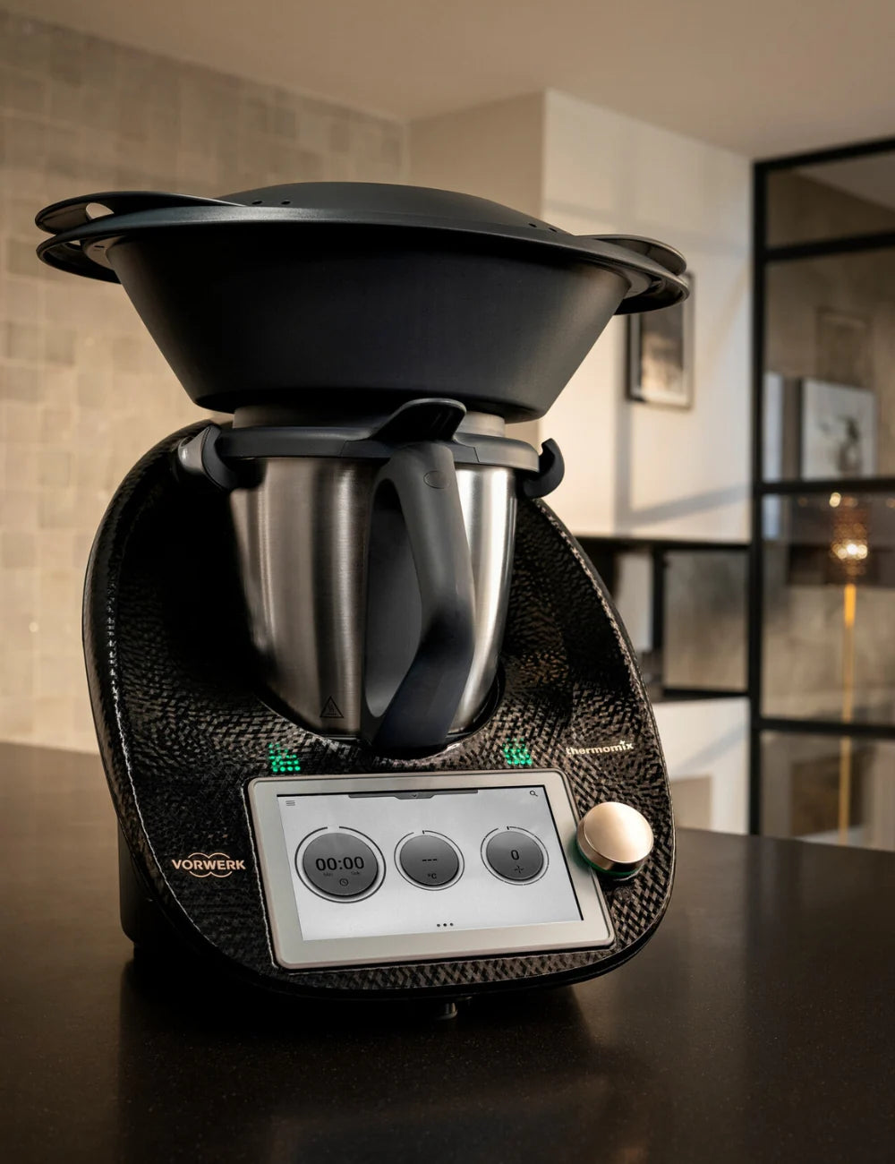 Vorwerk Thermomix TM6 Sparkling Black - sleek modern kitchen design