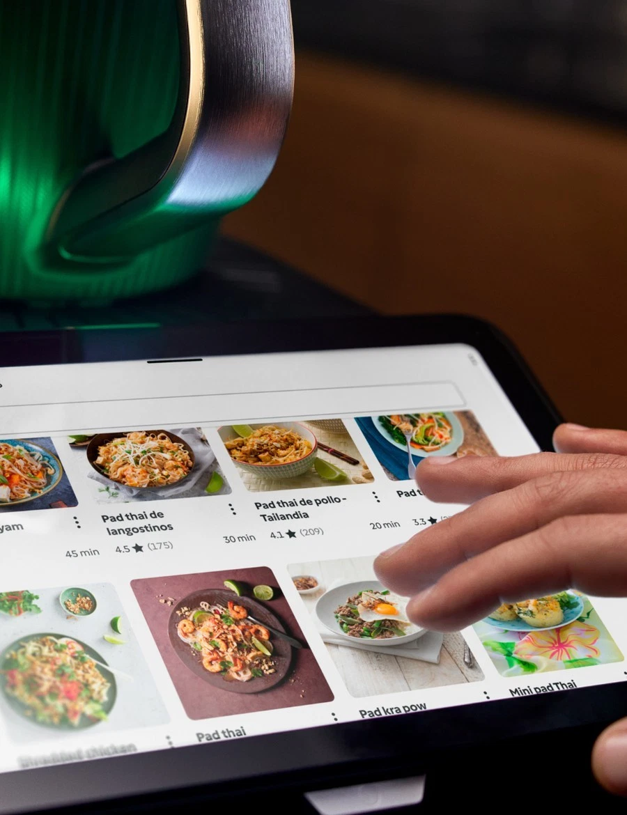 Vorwerk Thermomix TM7 - in-use cooking demonstration