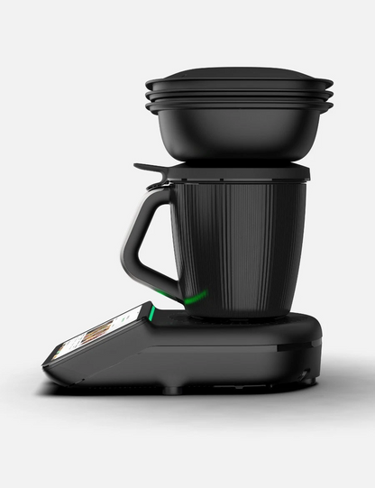 Vorwerk Thermomix TM7 - top view with mixing bowl secured in place